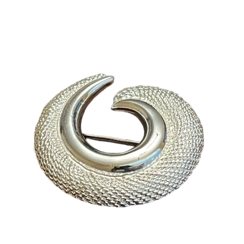 151 Napier Swirl Brooch